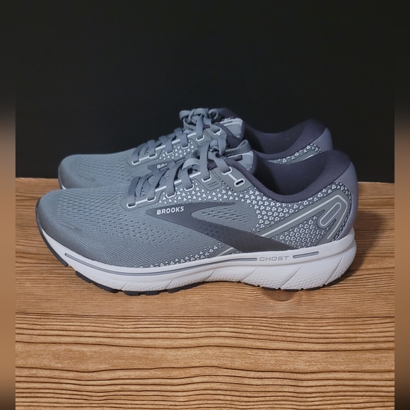 Brooks Shoes - Brooks Ghost 14 athletic running shoes men's size 8.5W womens 10 X-Wide